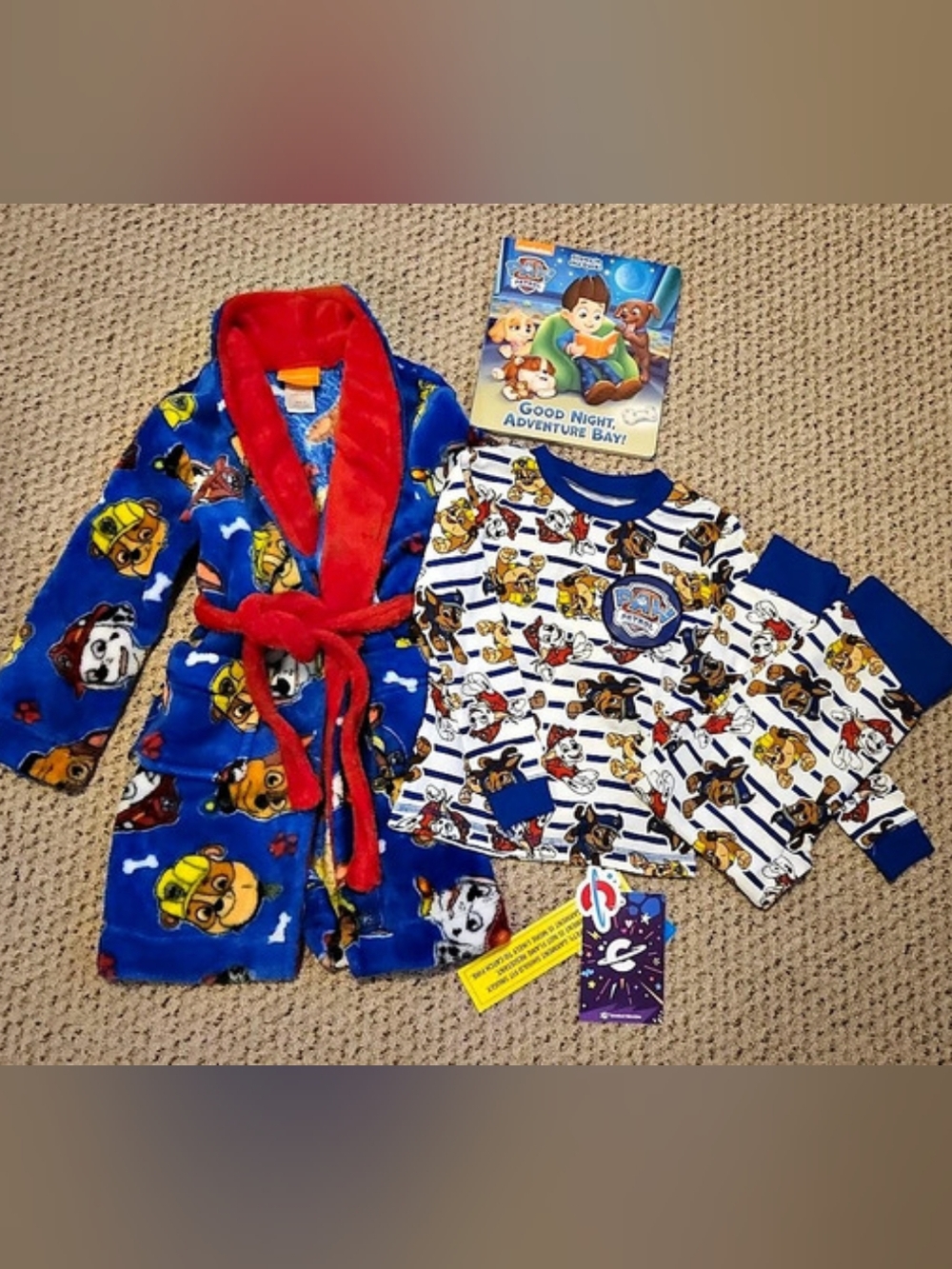 NWT Paw Patrol Pajamas 3-4yrs. Nickelodeon   Housecoat 4T. Paw Patrol Book!